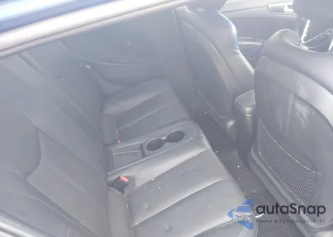 2016 Hyundai Veloster Turbo Rally Edition z USA, uszkodzony, nr VIN KMHTC6AE1GU264487